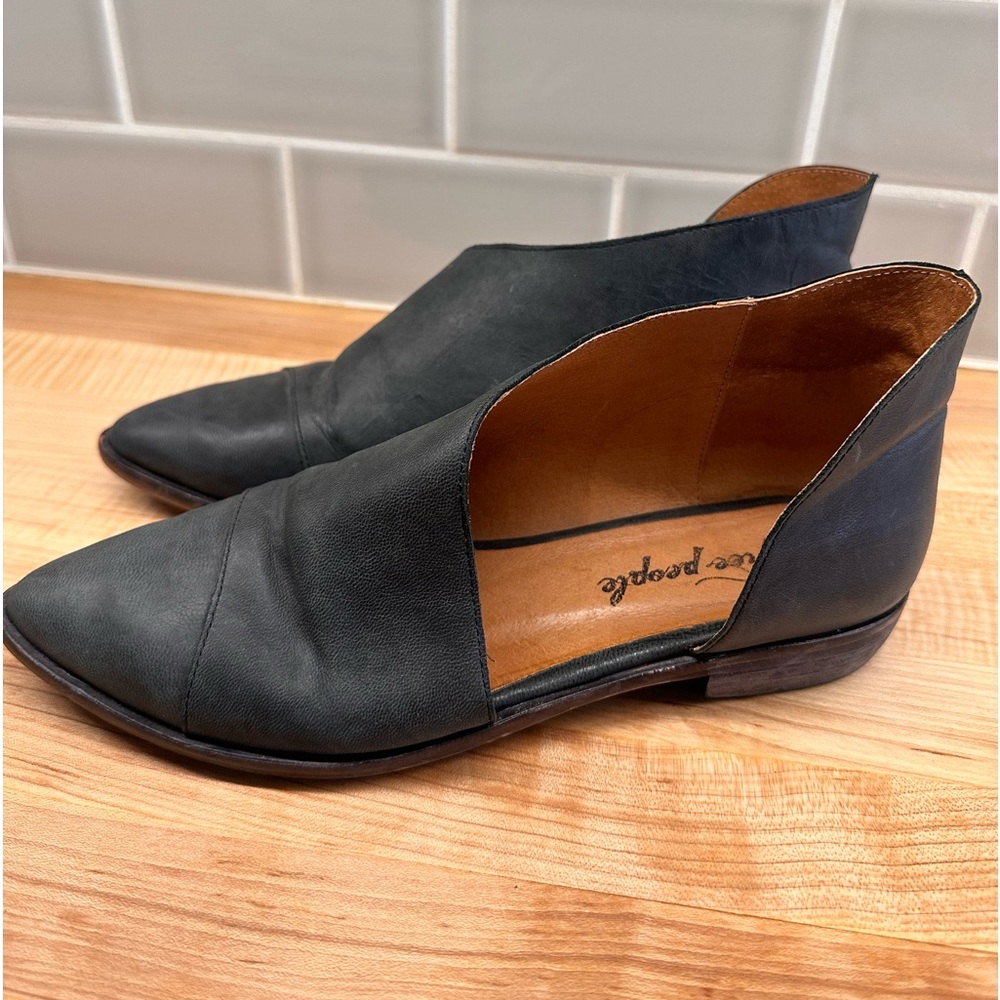 Free People Royale Flat